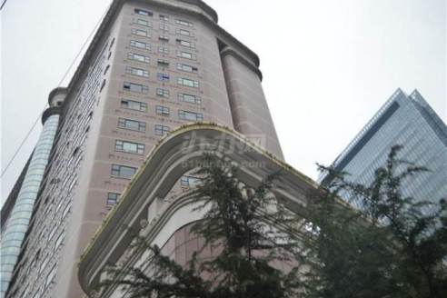 不夜城对面康吉大厦 精装户型90平132平单价2.7元